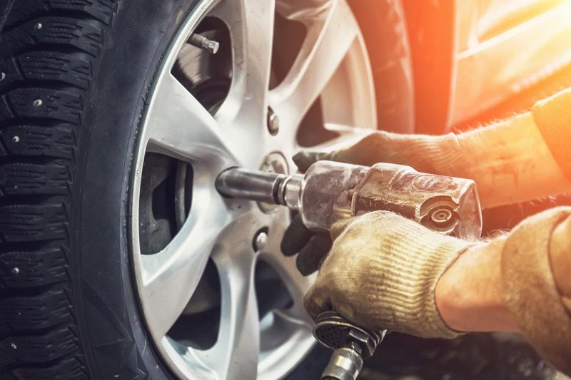 Car Repairs | Car Mechanics | Service Garage | MOT Servicing | Tyre Replacement | Brake Repair | Clutch Repair | Middlesbrough | TS Auto Repairs
